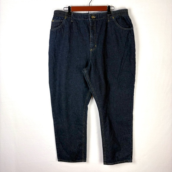 L.L. Bean Relaxed Fit Blue Jeans Comfort Stretch Waist - Picture 1 of 8